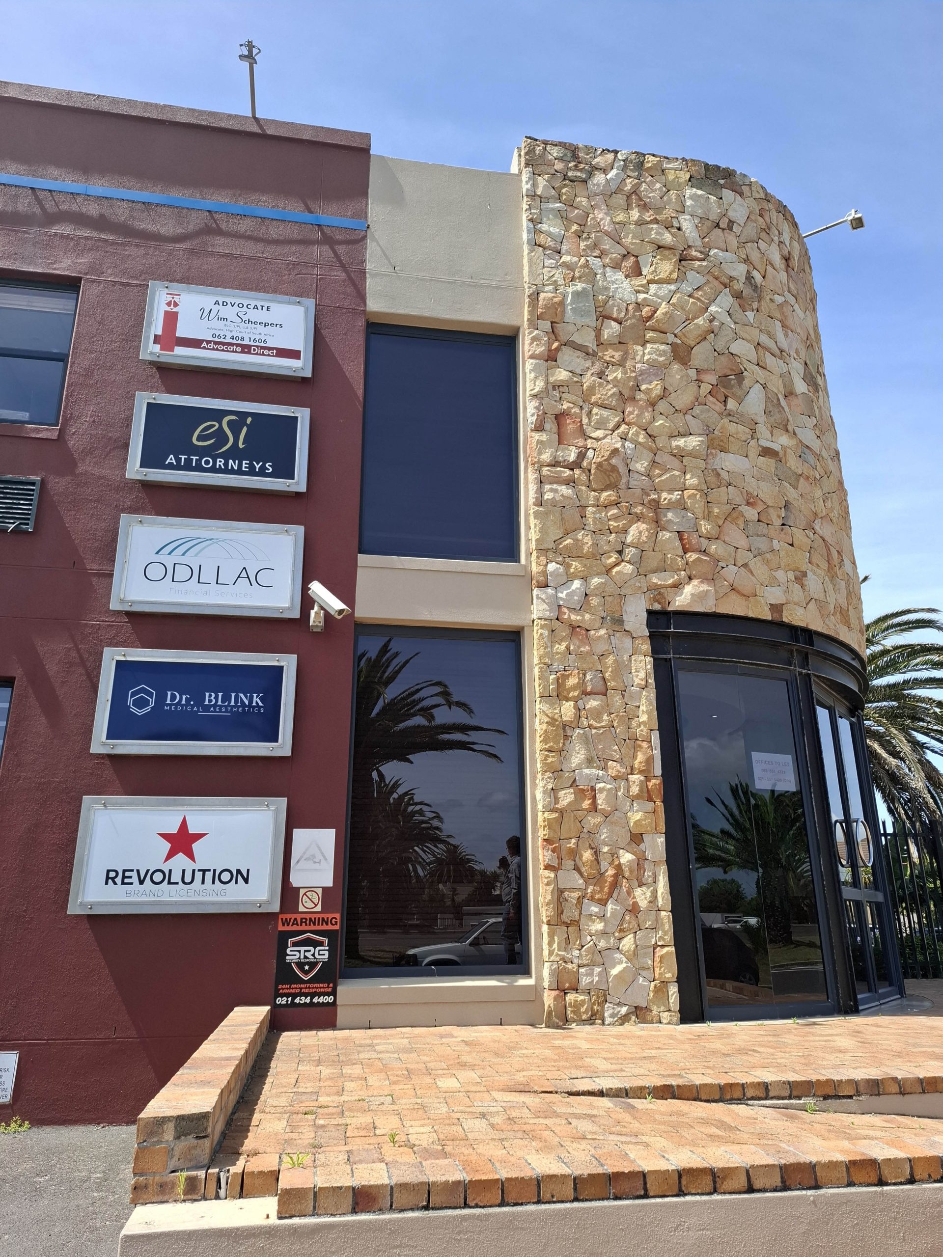 21 on Blaauw Advocate Direct Offices of Advocate Wim Scheepers